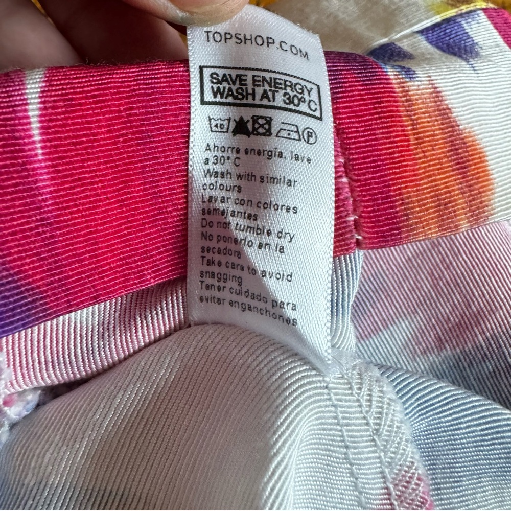 TopShop Multicolor Abstract Print Mini Micro Skirt Size 4 Preppy - Picture 5 of 6